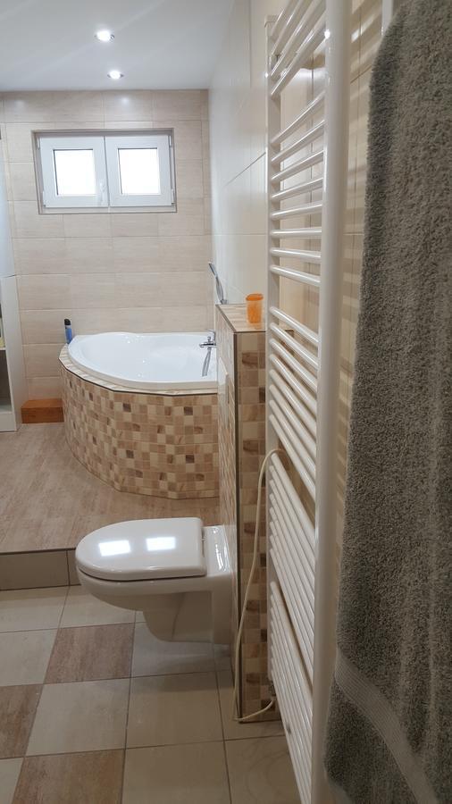 Apartmany Za Sakurou Hodonín Exteriör bild